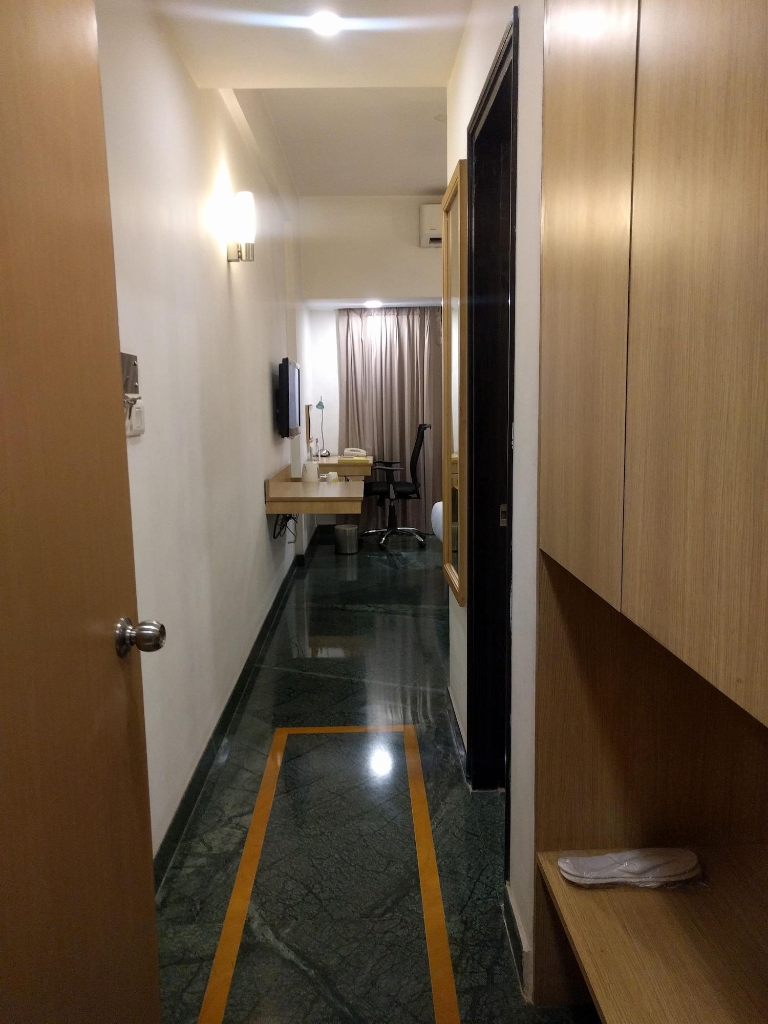 Lemon Tree Hotel, Udyog Vihar, Gurugram Γκουργκάον Εξωτερικό φωτογραφία