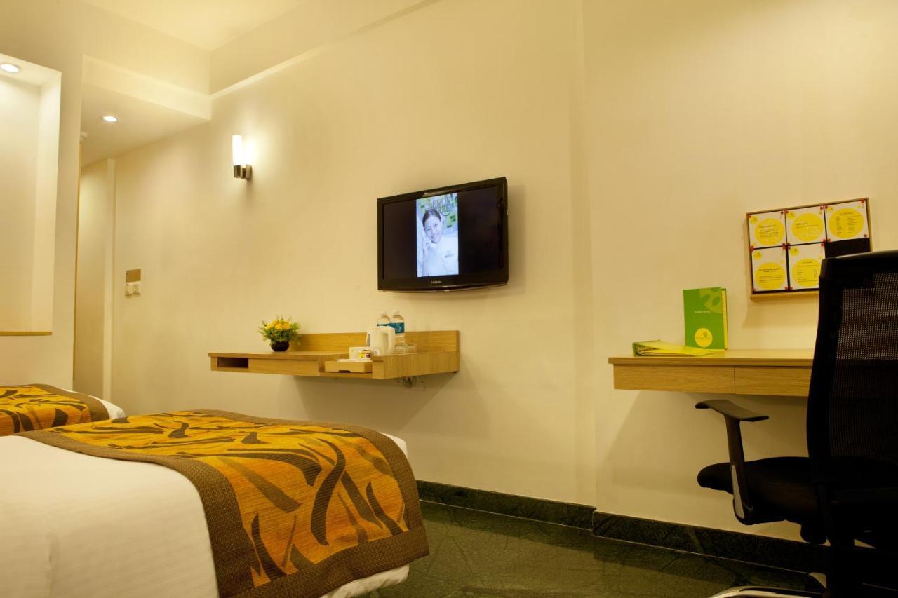 Lemon Tree Hotel, Udyog Vihar, Gurugram Γκουργκάον Εξωτερικό φωτογραφία